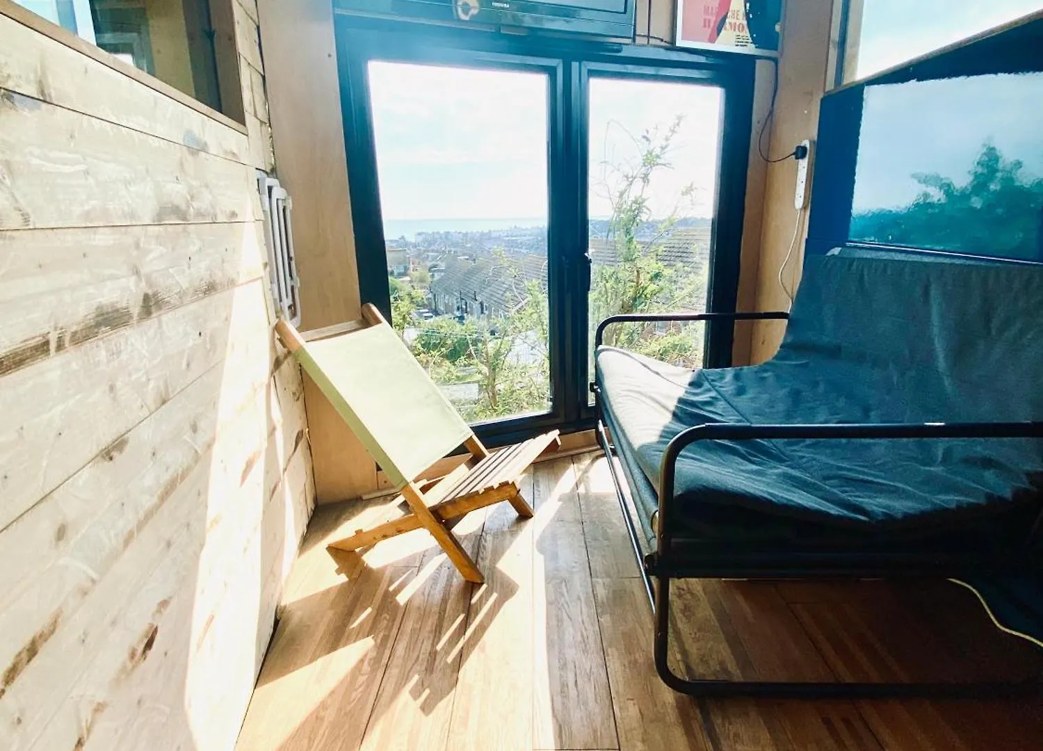 Little Brighton Beach Apartments - Also Separate Spa Cabin And Watersports 0*,  United Kingdom