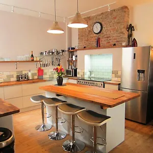 Designer Maisonette Whole Apartment
